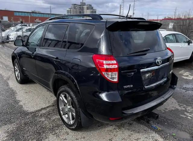 2010 Toyota RAV4 Sport V6 - Photo 3