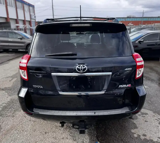 2010 Toyota RAV4 Sport V6 - Photo 4