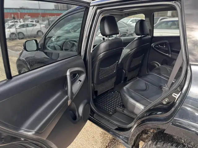 2010 Toyota RAV4 Sport V6 - Photo 14