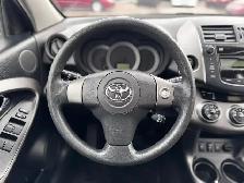 2010 Toyota RAV4 Sport V6 - Photo 21