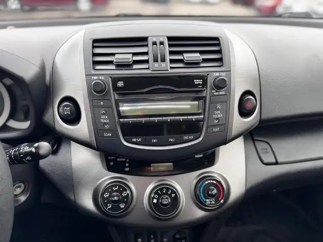 2010 Toyota RAV4 Sport V6 - Photo 22