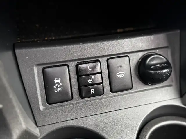 2010 Toyota RAV4 Sport V6 - Photo 24