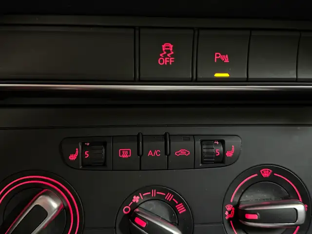 2018 Audi Q3 2.0 TFSI QUATTRO|NAVI - REAR CAMERA - PANO-ROOF - B - Photo 21