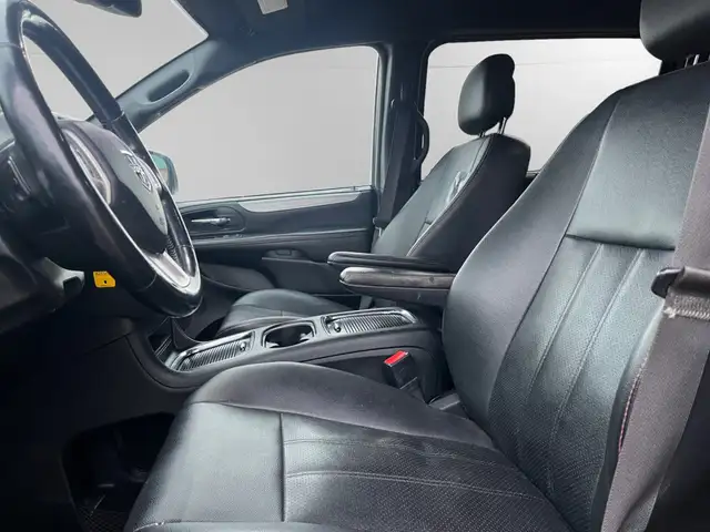 2018 Dodge Grand Caravan GT | CLEAN CARFAX | BACK-UP CAM | LEATH - Photo 11