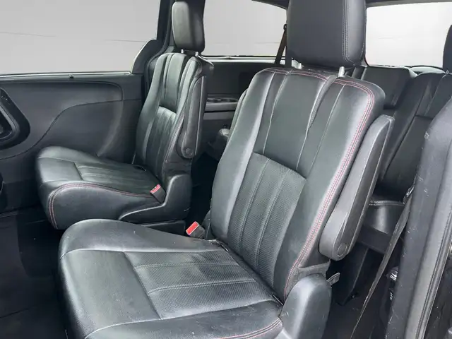 2018 Dodge Grand Caravan GT | CLEAN CARFAX | BACK-UP CAM | LEATH - Photo 12