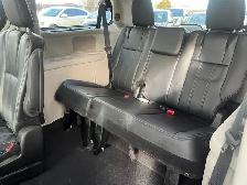 2014 Dodge Grand Caravan CREW | CLEAN CARFAX | LEATHER | BACK-UP - Photo 12