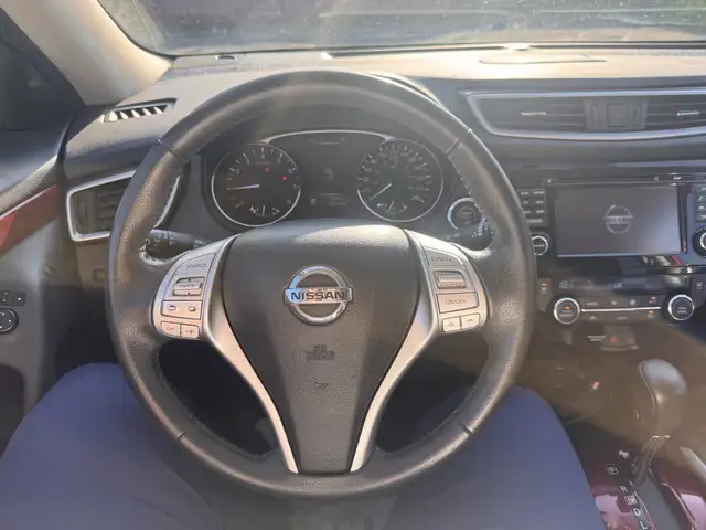 2016 Nissan Rogue SV - Photo 11