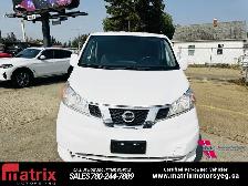 2013 Nissan NV200 SV - Photo 2