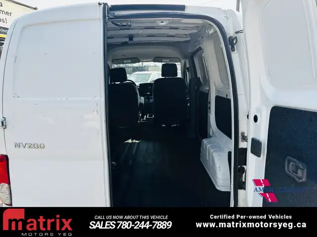 2013 Nissan NV200 SV - Photo 14
