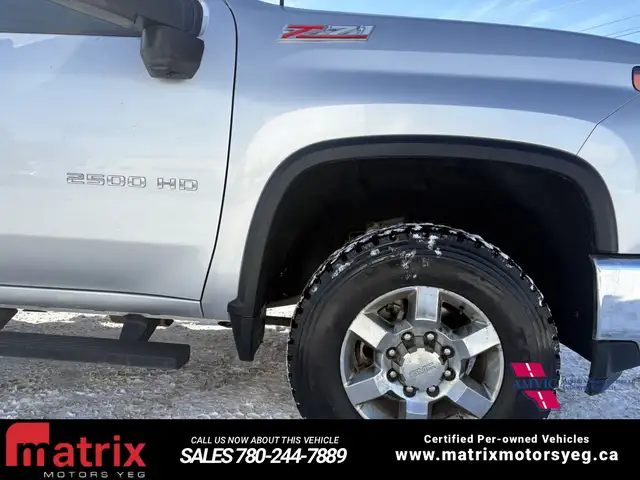 2022 Chevrolet Silverado 2500 LT - Photo 4