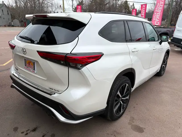 2021 Toyota Highlander XSE Sunroof! 3 Row 7 Passenger! - Photo 6
