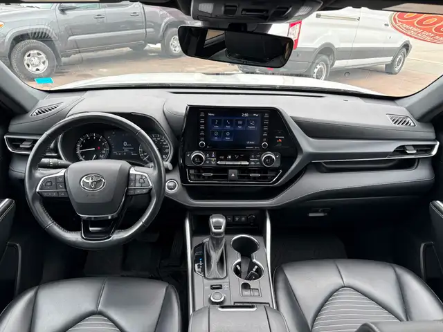 2021 Toyota Highlander XSE Sunroof! 3 Row 7 Passenger! - Photo 13