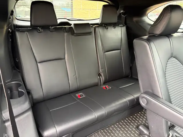 2021 Toyota Highlander XSE Sunroof! 3 Row 7 Passenger! - Photo 20
