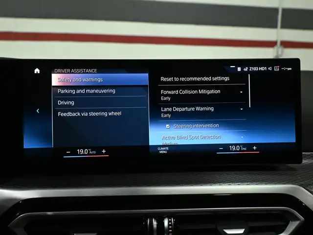 2024 BMW 3 Series 330i xDrive ///M Shadow HUD 360CAM Red Interio - Photo 20