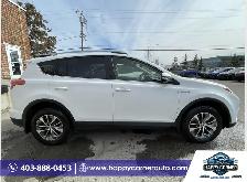 2017 Toyota RAV4 LE  Hybrid - Photo 4