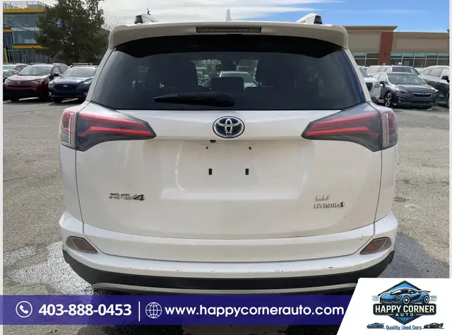 2017 Toyota RAV4 LE  Hybrid - Photo 6