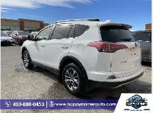 2017 Toyota RAV4 LE  Hybrid - Photo 7