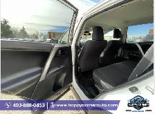 2017 Toyota RAV4 LE  Hybrid - Photo 17