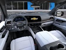 2025 Chevrolet Suburban Premier - Photo 15