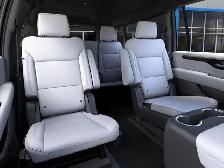 2025 Chevrolet Suburban Premier - Photo 17