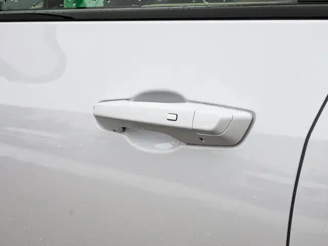 2026 Chevrolet Equinox AWD ACTIV - Photo 8