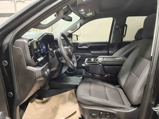 2026 Chevrolet Silverado 1500 LT True North 5.3L - Photo 8