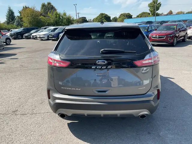 2023 Ford Edge Titanium - Photo 4