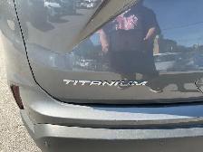 2023 Ford Edge Titanium - Photo 9