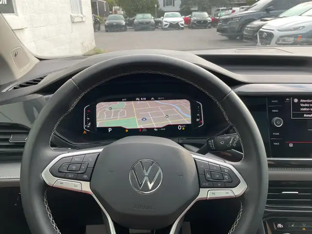 2023 Volkswagen Taos Highline - Photo 13