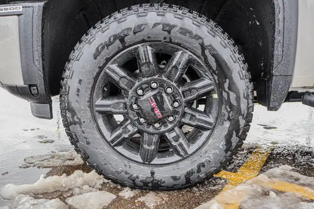 2026 GMC Sierra 3500HD AT4 - Photo 13