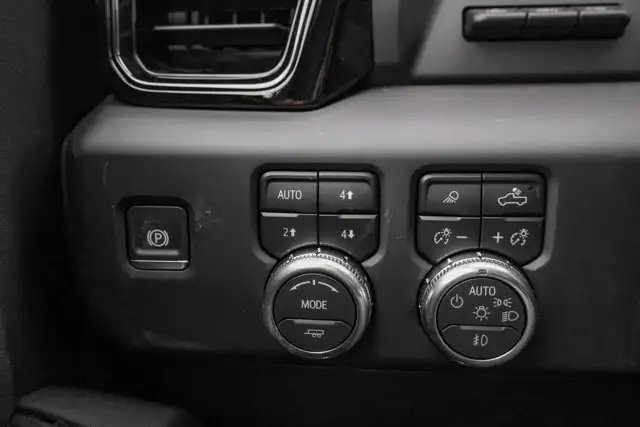 2026 GMC Sierra 3500HD AT4 - Photo 19