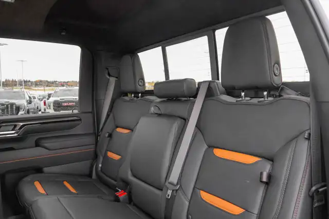 2026 GMC Sierra 3500HD AT4 - Photo 34
