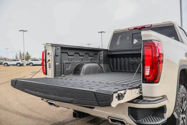 2026 GMC Sierra 1500 AT4 - Photo 8
