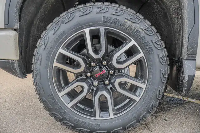 2026 GMC Sierra 1500 AT4 - Photo 13