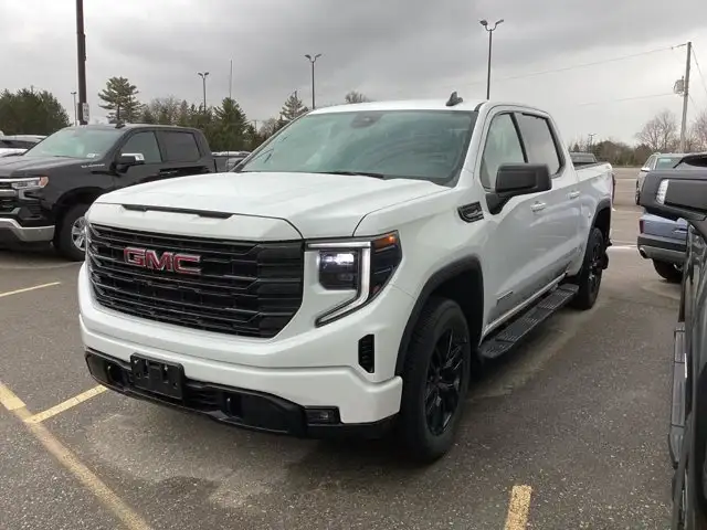 2024 GMC Sierra 1500 Elevation Crew Cab 4WD | No accidents - Photo 2