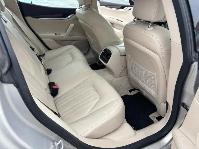 2015 Maserati Ghibli S Q4 AWD - Photo 14