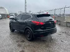 2017 NISSAN ROGUE SPORT QASHQAI SL EDITION | CLEAN CARFAX - Photo 3
