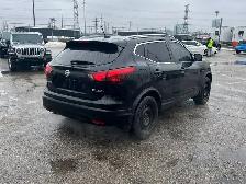 2017 NISSAN ROGUE SPORT QASHQAI SL EDITION | CLEAN CARFAX - Photo 4