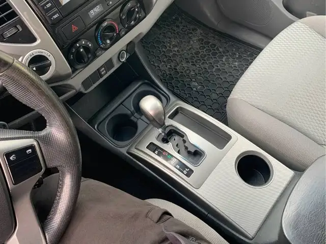 2013 TOYOTA TACOMA DOUBLE CAB 4X4 V6 LONG BOX | RARE FIND - Photo 10
