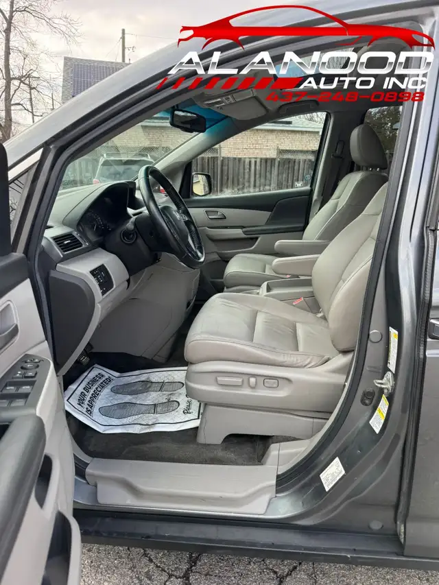 2011 Honda Odyssey EX-L Passenger Van Automatic (Certified) - Photo 9