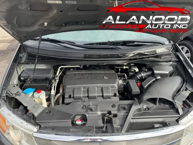 2011 Honda Odyssey EX-L Passenger Van Automatic (Certified) - Photo 17