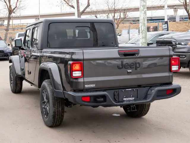 2024 Jeep Gladiator Sport S | V6 | Heated Seats | Adaptive - Photo 9