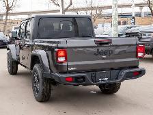 2024 Jeep Gladiator Sport S | V6 | Heated Seats | Adaptive - Photo 9