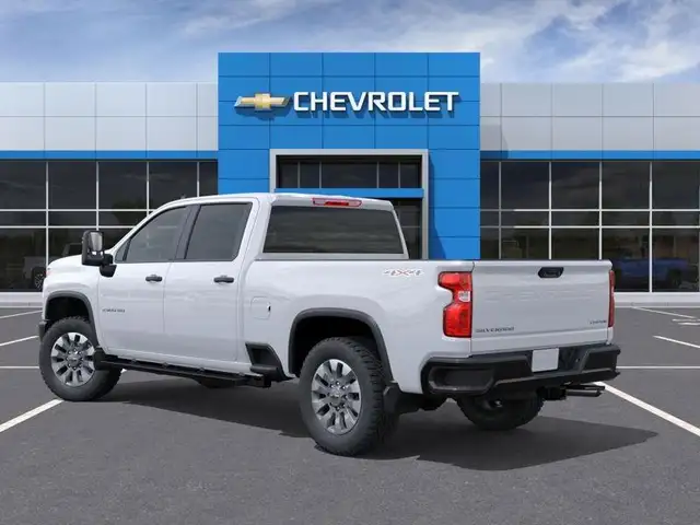 2026 Chevrolet Silverado 2500HD Custom - Photo 3