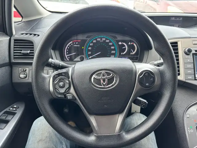 2015 Toyota Venza V6 AWD LE, Leather - Photo 11