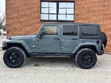 2015 Jeep WRANGLER UNLIMITED 4WD 4dr Sahara - Photo 3