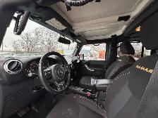 2015 Jeep WRANGLER UNLIMITED 4WD 4dr Sahara - Photo 10