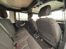 2015 Jeep WRANGLER UNLIMITED 4WD 4dr Sahara - Photo 19