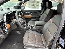 2026 GMC Canyon AT4 - Photo 8