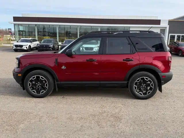 2026 Ford Bronco Sport Outer Banks - Photo 2
